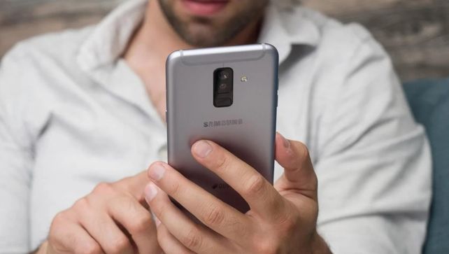 El celular toma el mando: así es la revolución digital en Argentina