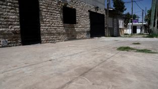 Crimen en el barrio Plata: murió una mujer baleada en la puerta de su casa