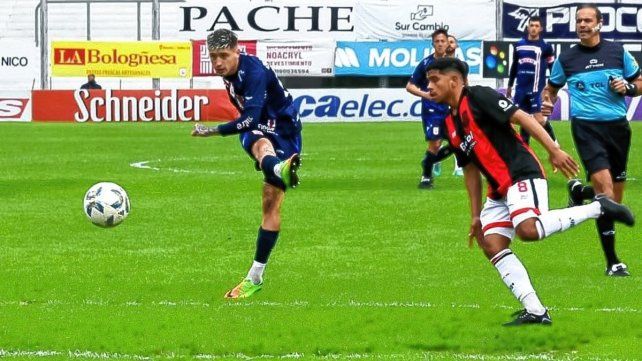 Deportivo Morón quedó cómo único escolta de Almirante Brown.