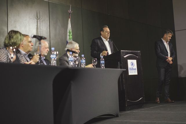El ministro Santos durante la presentación.&nbsp;