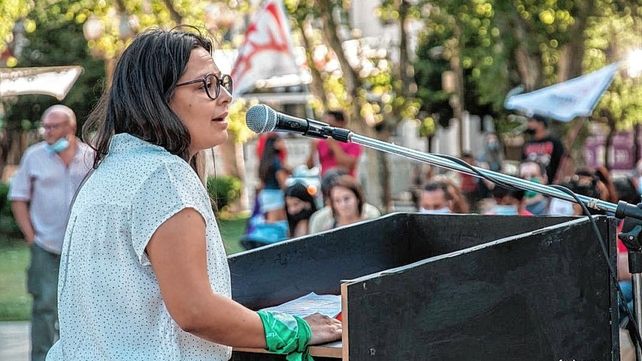 La izquierda propone nacionalizar la banca y el comercio exterior