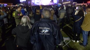 Una multitud participó de la vigilia por Malvinas.
