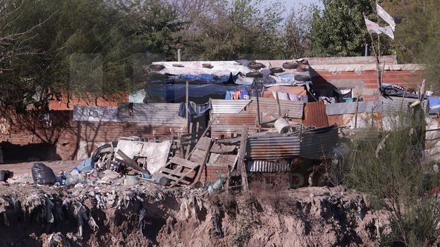 Vecinos de Antártida Argentina