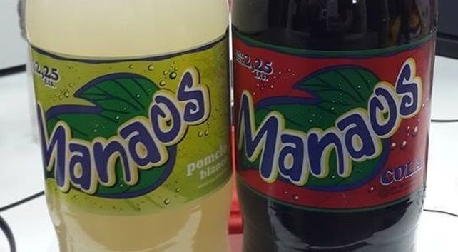 Ordenan retirar del mercado tres lotes de gaseosa Manaos.