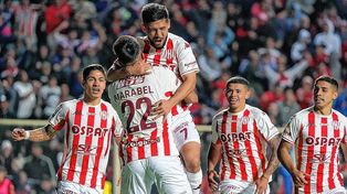 Los jugadores de Unión festejan el gol del triunfo.