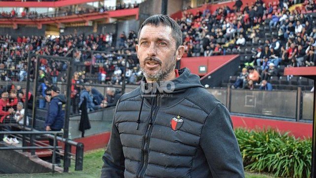 Martín Minella se despidió de Colón y dejó un mensaje cargado de amor por las juveniles