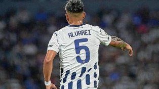 Favio Álvarez tiene contrato hasta diciembre con Talleres, su pase es de Pumas, no lo tiene en cuenta Gandolfi, y Colón es una buena opción.