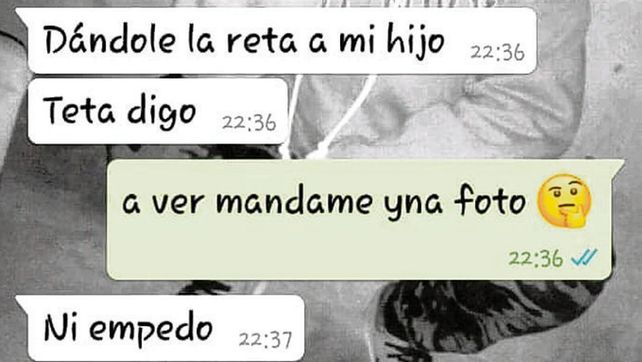 Mensajes. Uno de los chats que descubrió la mamá del adolescente.