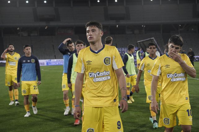 Diferentes. Veliz se fue a Inglaterra y Malcorra seguirá en Central. Infantino emigró a Italia y Pupi Ferreyra a Platense.