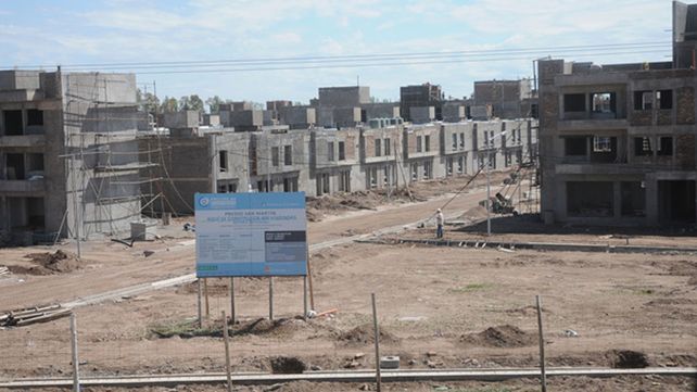 Anuncian una inversión de 50.000 millones de pesos para la construcción de viviendas