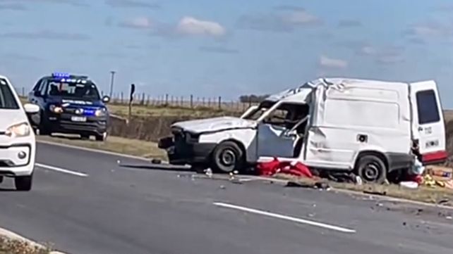 El Fiat Fiorino volcó sobre la ruta 14