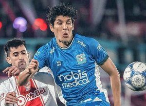 Huracán empató ante Estudiantes (RC) y se retiró bajo los silbidos del Ducó