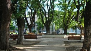 Presentan un proyecto para la puesta en valor de la plaza Pueyrredón