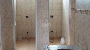 Los ladrones se robaron los sanitarios de los baños tanto de hombres como de mujeres.&nbsp;