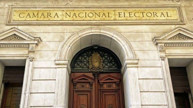 La Cámara Nacional Electoral calificó como “exceso en las atribuciones” del Poder Ejecutivo al legislar sobre migración.&nbsp;
