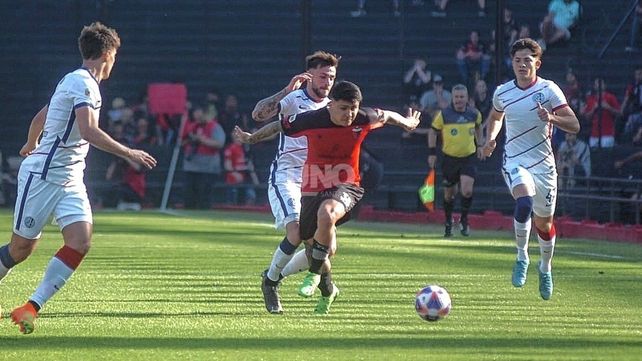 Una lesión que también le bajó el precio a Farías en Colón