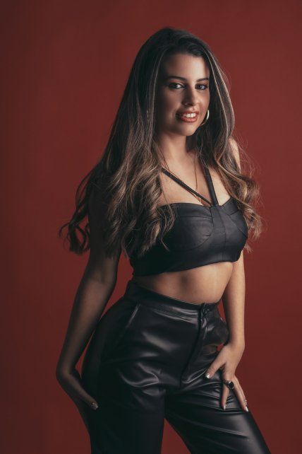 Mica Ruiz. Presenta nuevo single.