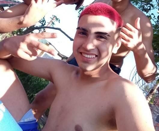 Alexis Usandivaras tenía 17 años. Lo mataron con un disparo en la cabeza y su cuerpo fue hallado en la zona del Bosque de los Constituyentes.&nbsp;