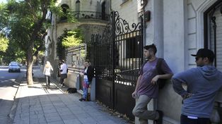Ciudadanía italiana con restricciones. Ante el decreto de la primer ministro Giorgia Meloni, piden juntar firmas para rechazar la medida.