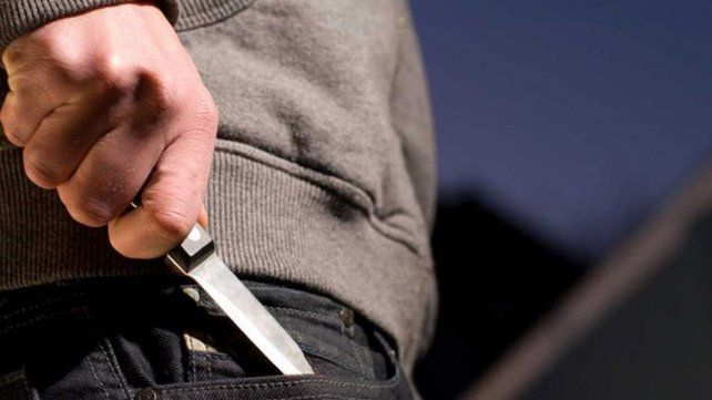 Un panadero admitió que hirió de gravedad a un vecino en La Paz luego de una discusión en la vía pública. Aceptó una pena leve y pidió disculpas.