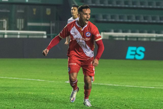Carabajal tuvo un buen paso por Argentinos Juniors. 