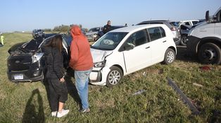 Choque en cadena en la autopista a Córdoba. Fue este lunes a la tarde y hubo una víctima fatal.