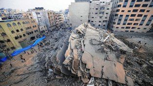 Los nueve alumnos de la escuela Bialik que se encontraban en Israel ya vuelan de regreso al país