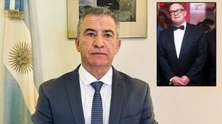 El juez Julián Vergara definió que el ex gobernador Sergio Urribarri, el empresario Cardona Herreros y seis exfuncionarios afronten el juicio por coimas.