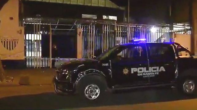 Una pelea de padres en un club terminó con un menor herido de bala