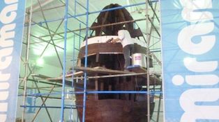 Miramar construyó el huevo de Pascua de chocolate más grande del mundo