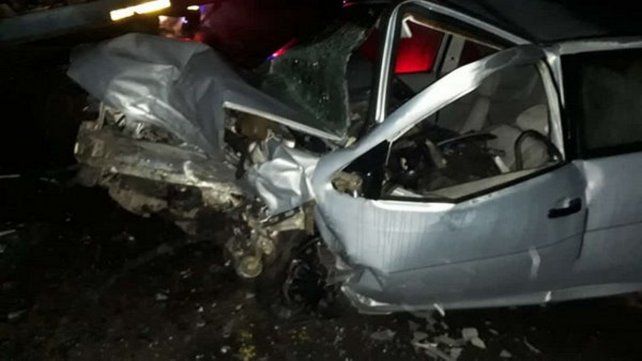 Urdinarrain: chocaron dos autos de frente y murió una mujer