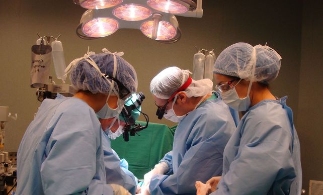 Suspenden por treinta días todas las cirugías programadas en sanatorios
