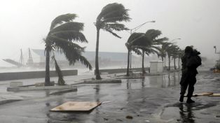 La costa este de Estados Unidos se prepara para el impacto del hurac&aacute;n Irene