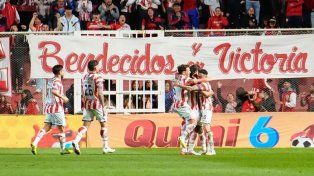 Unión encontró el rumbo y cambió su imagen: fútbol, contundencia y jerarquía