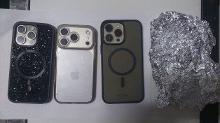 Carlos José P. fue detenido el viernes 12 de junio de 2026 con tres Iphone.