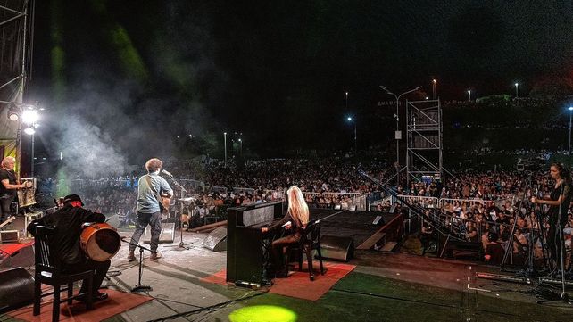 Fiesta del Mate: miles de personas en la primera noche