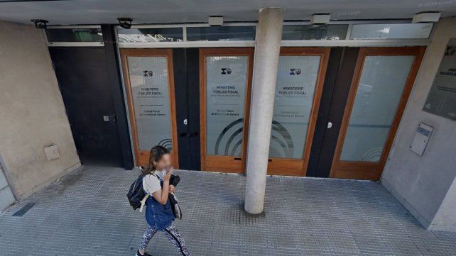 Un grupo de padres escracharon a una joven de Uader. La Municipalidad de Paraná hizo su descargo mientras hay al menos seis denuncias ante Fiscalía