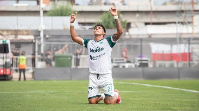 Sarmiento de Junín llegó a los 16 puntos.
