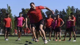 De regreso. Lema se desgarró en el clásico, donde fue la figura leprosa, y mañana jugará ante Patronato en el Coloso.&nbsp;
