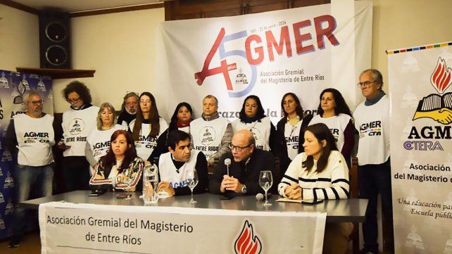 Agmer, Cauce y padres: los productos de Teknofood violan la Ley de Etiquetado Frontal