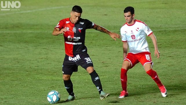 Brian Fernández podría ser titular con Colón en Santiago del Estero.