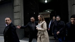 Victoria Villarroel, haciendo campaña sin Milei en Buenos Aires, y con custodios