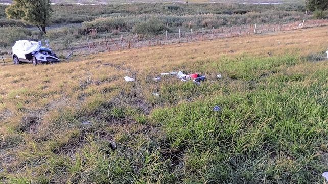 Victoria: un muerto y 12 heridos tras chocar un micro y una camioneta