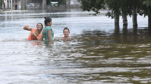 Un muerto y más de 400 evacuados a raíz del temporal en el norte bonaerense