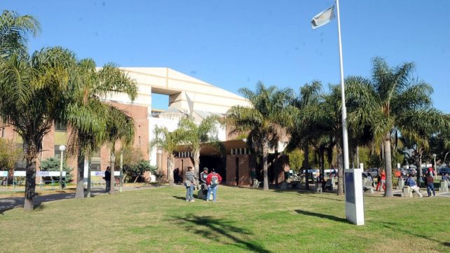 Los especialistas del hospital Dr. Orlando Alassia estudian ahora si la menor tenía afecciones preexistentes al cuadro de Covid-19.