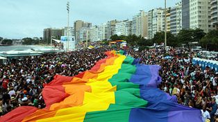 Antes de la llegada del Papa, la Justicia de Brasil autoriza el casamiento homosexual