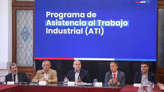 Perotti presentó el Programa de Asistencia al Trabajo Industrial