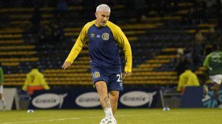 Enzo Copetti tuvo un choque en el calentamiento.&nbsp;