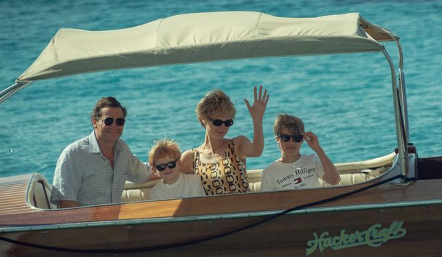 Más de la mitad de la serie se centra en los últimos días del fallido matrimonio de Carlos y Diana.&nbsp;