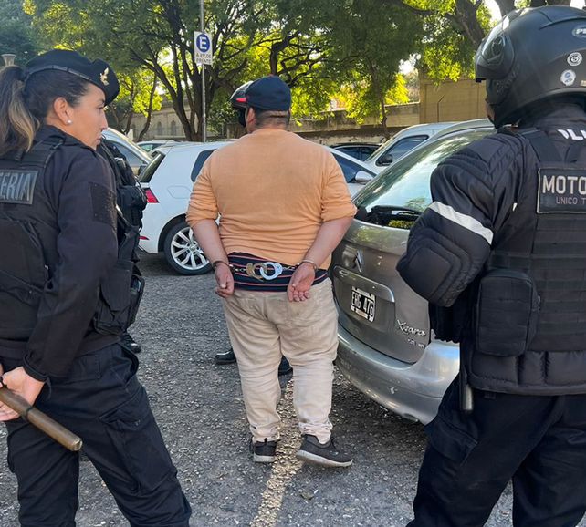Uno de los cuidacoches fue demorado por resistencia a la autoridad.&nbsp;